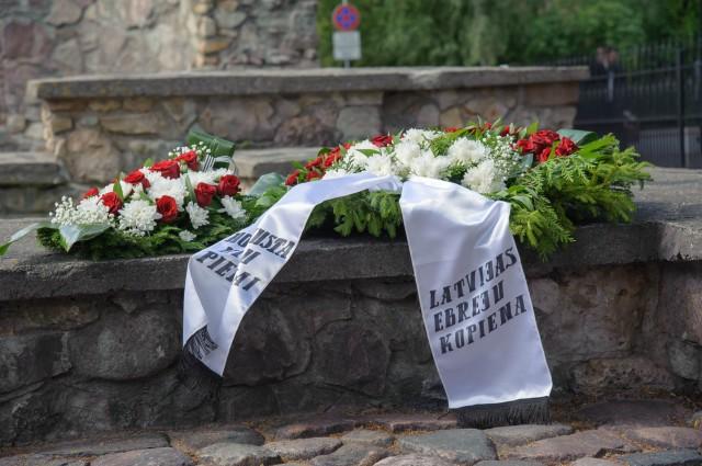 Latvijā atzīmēta Ebreju tautas genocīda upuru piemiņas diena
